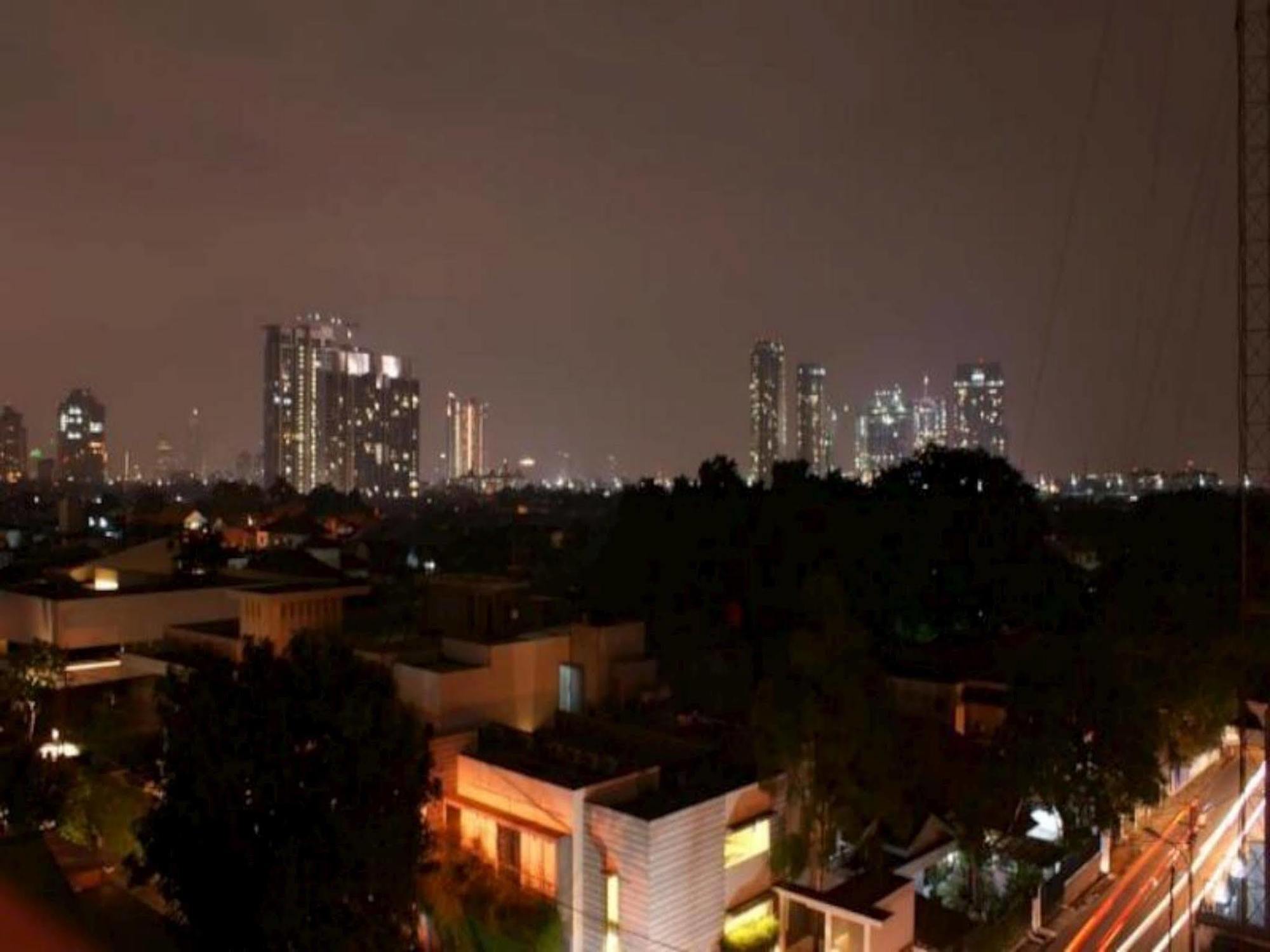 Kyo Serviced Apartment Jakarta Cilandak  Экстерьер фото