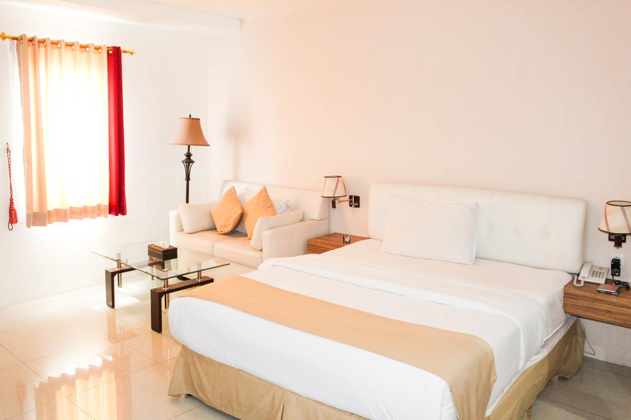 Kyo Serviced Apartment Jakarta Cilandak  Экстерьер фото