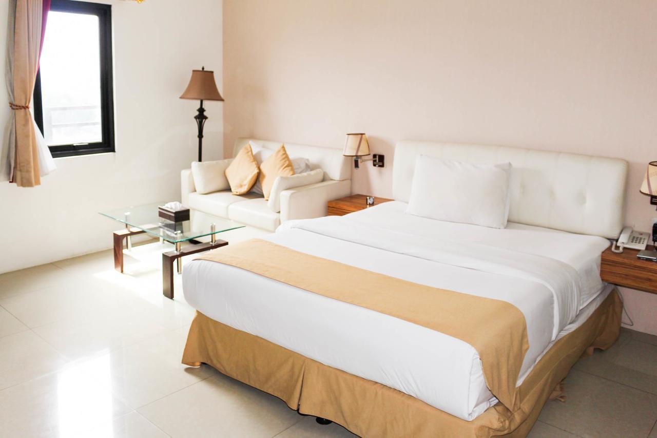 Kyo Serviced Apartment Jakarta Cilandak  Экстерьер фото