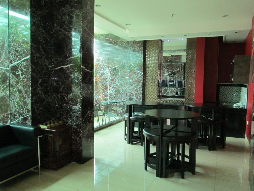 Kyo Serviced Apartment Jakarta Cilandak  Экстерьер фото